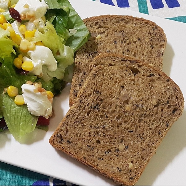여주통밀식빵900g (건강통밀빵,식단조절빵,비건빵)