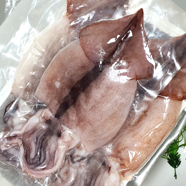 군산 냉동 손질오징어 개별 진공포장 (특대 대 중)