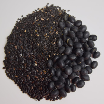 국내산 곡물 선식가루 쩌서 볶아 속편안한 검은깨 듬뿍 블랙푸드